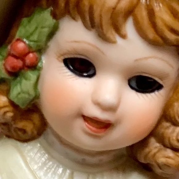 Meet your Posher, Patrisha - Picture 2 of 2